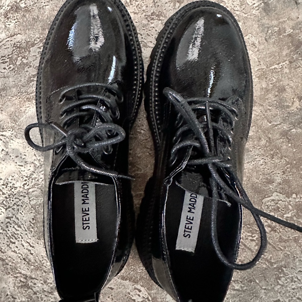 Gorgeous Steve Madden Shoe (NWOT)